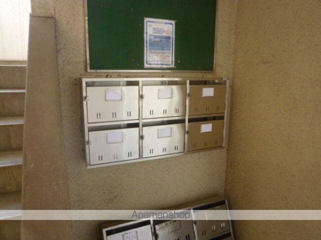 マンション善の玄関写真