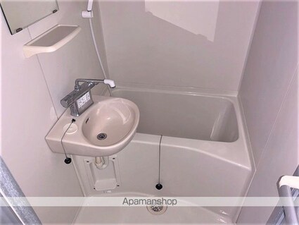 レオパレスフロール市沢[1K/19.87m2]のバス