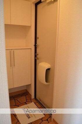 ＥＬＹＳＩＯＮ　ＨＯＵＳＥ　Ⅰ[1LDK/45.15m2]の玄関1