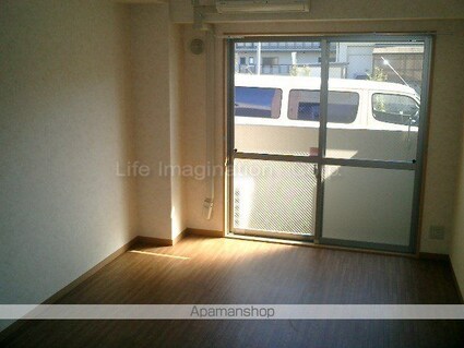 クレストコート[1K/24.96m2]のバルコニー