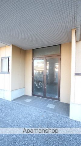 きららメゾンの玄関写真
