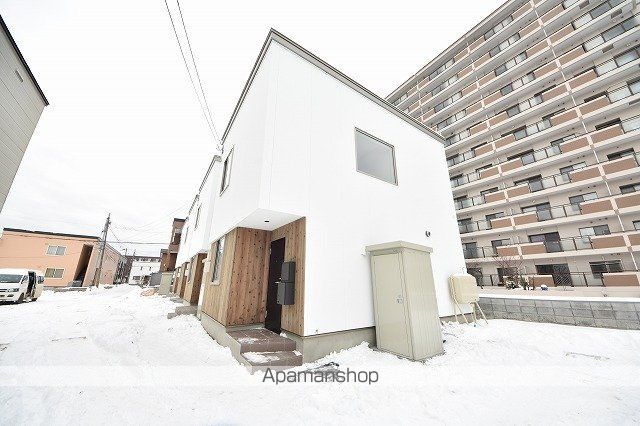 札沼線 新川駅 徒歩12分 2階建 築4年の外観写真