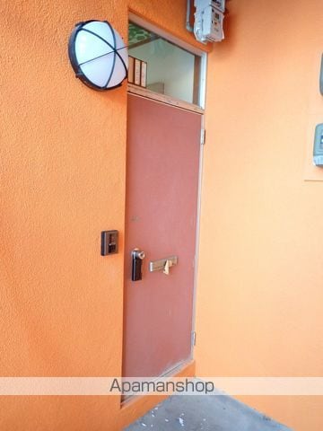 オレンジスクエアの玄関写真