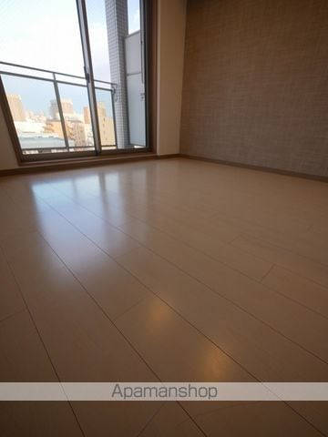 ヴェッセル西九条の内装写真