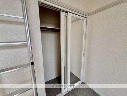 レオパレスミレニアム[1K/23.18m2]の収納