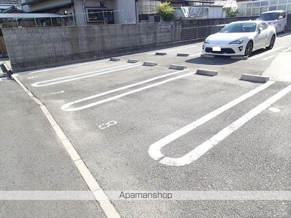 和歌山県和歌山市杭ノ瀬[1LDK/38.25m2]の駐車場