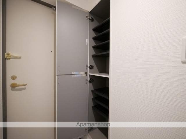 クレステージ西岡の内装写真
