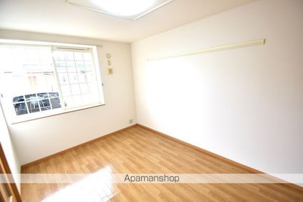 フィオーレ彩Ａ[2LDK/61.98m2]の周辺