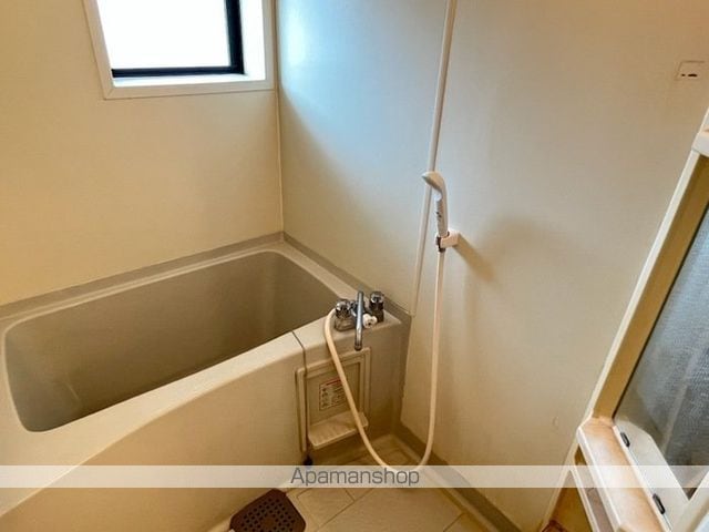 ジュネス北本町 D棟の内装写真