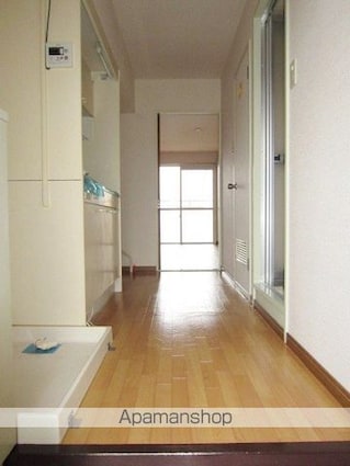 ３パーシモンズパレス[1K/25.5m2]の玄関