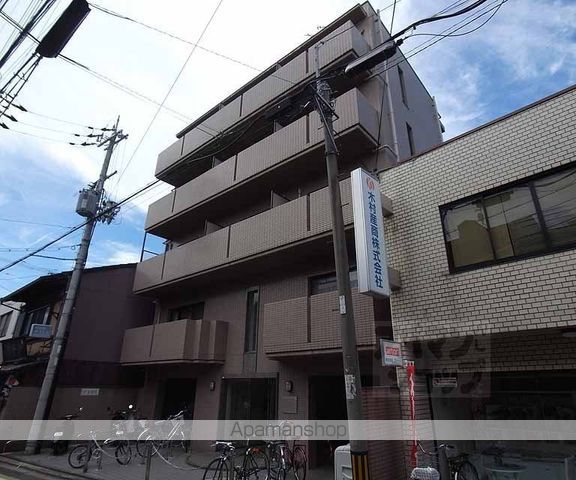 エステート朱雀の外観写真