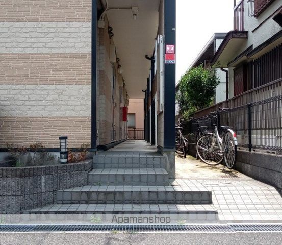 レオパレスグリーンピアの玄関写真