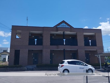 アーバンコーポラス土山[1K/29.75m2]の駐車場