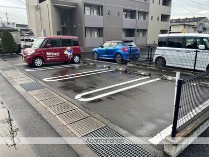 アイ　曙[1LDK/44.78m2]の駐車場1