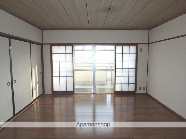 城山マンションの内装写真