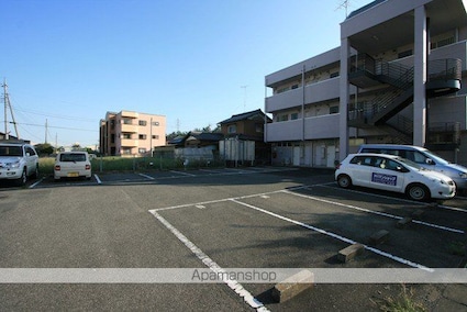 メゾンドコンコルド[店舗/50.27m2]の共用部1