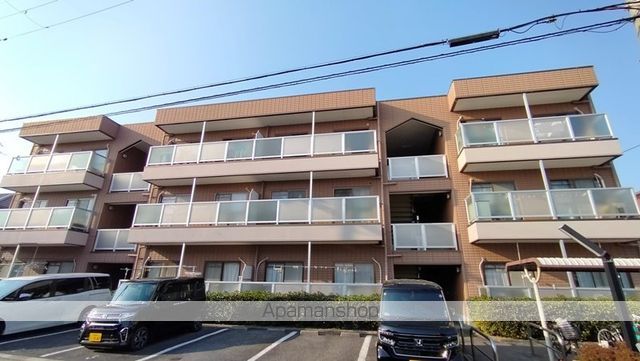 フローレンス岩田の外観写真