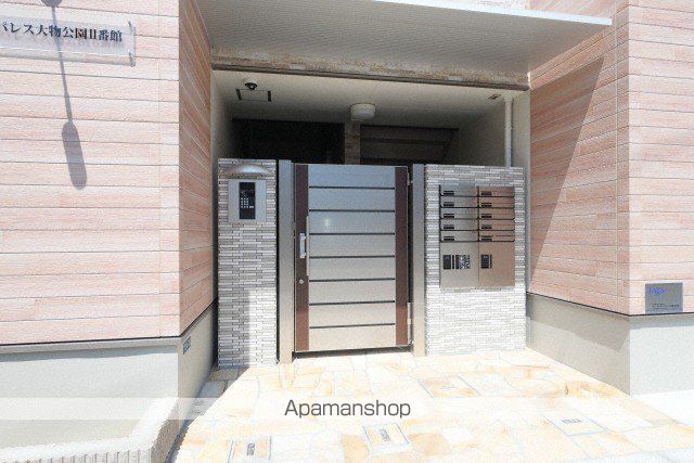 フジパレス大物公園II番館の玄関写真