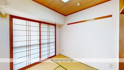 ライオンズマンション新都心[3LDK/68.13m2]のリビング・居間2