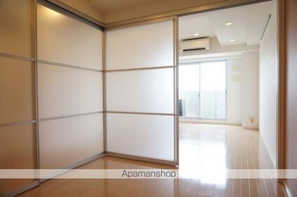 東京都世田谷区北沢５丁目[1LDK/39.76m2]のリビング・居間5