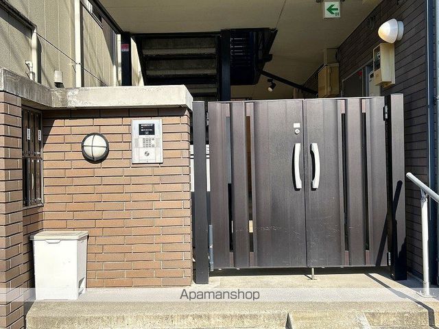 レオネクストブルーリッジIIの玄関写真