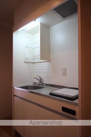 フロンツォーネの内装写真