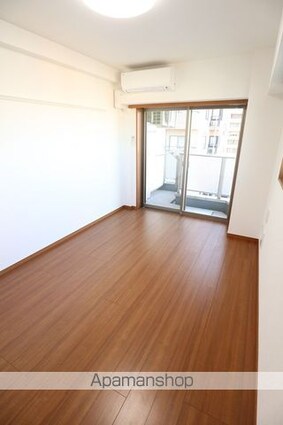 東京都立川市曙町２丁目[1R/27.81m2]のリビング・居間