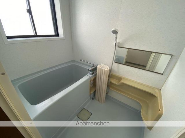 ａｎ[2DK/46.78m2]のバス