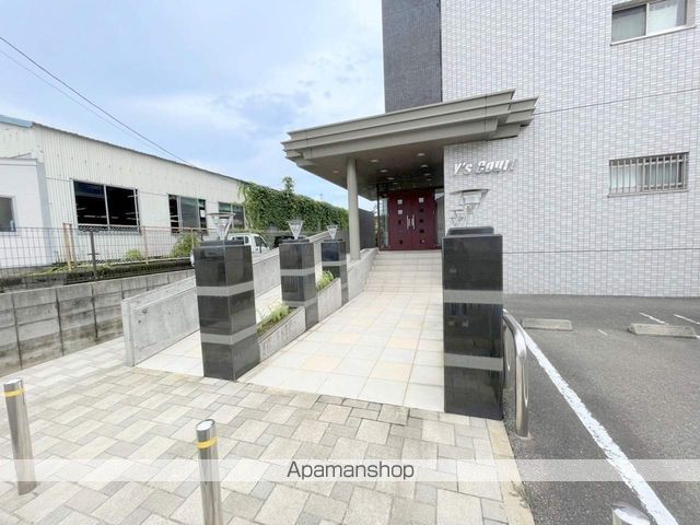 Y’S COURTの外観写真