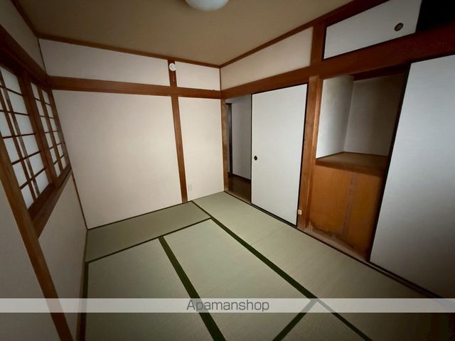 岡村様貸家の内装写真