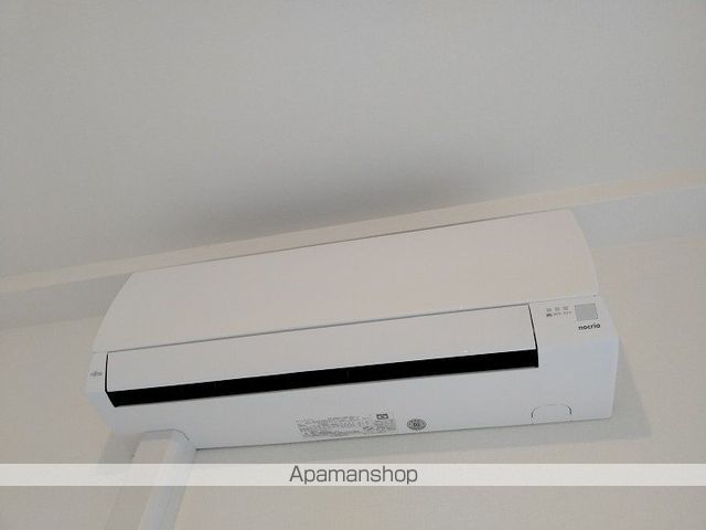 セレニテ江坂グランデの内装写真