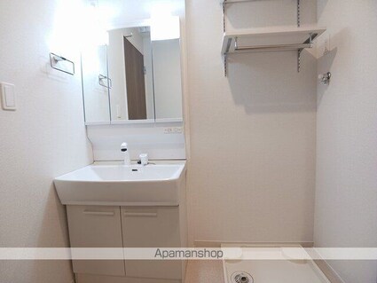 ラ・プルメリア[1LDK/50.05m2]の洗面所