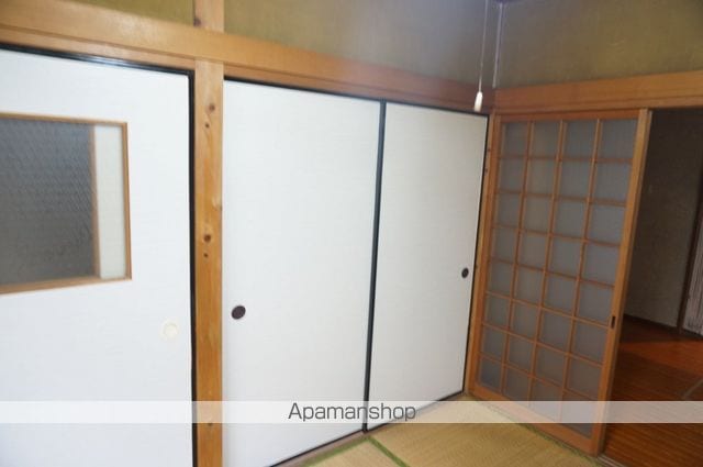 緑町37-6一戸建ての内装写真