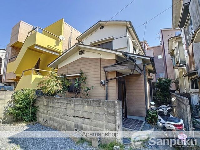 伊予鉄道郡中線 土居田駅 徒歩6分 2階建 築57年の外観写真