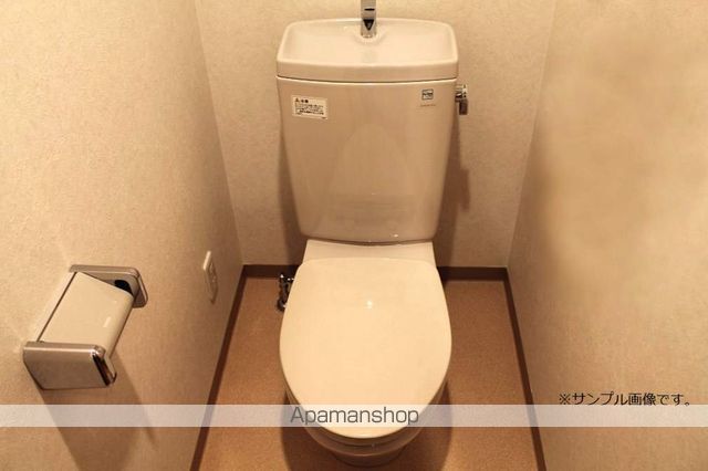ダイナコートエスタディオサラA棟の内装写真