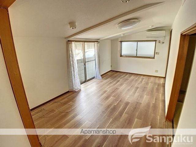 伊予鉄道郡中線 土橋駅 徒歩5分 2階建 築55年の内装写真