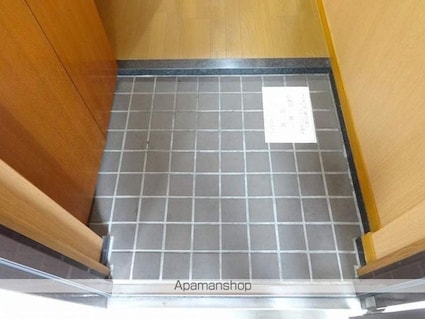 高知県高知市唐人町[2DK/46.98m2]の玄関