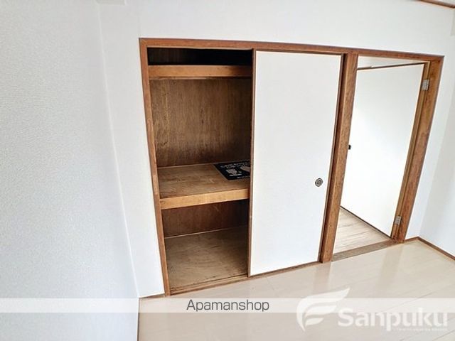 サンデーハイツ萱町の内装写真