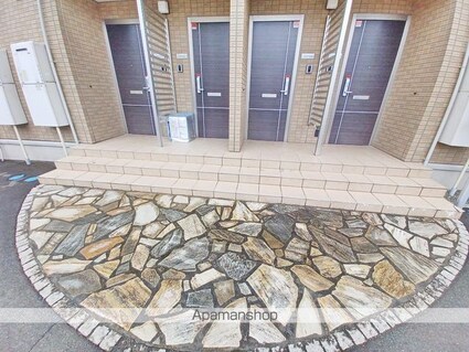 プラティーク・Ｍ[2LDK/56.54m2]のエントランス