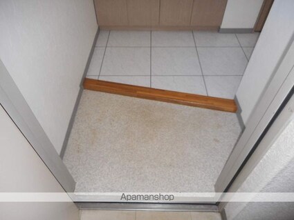 ＮＣ西３．４マンション[3LDK/93.3m2]の玄関