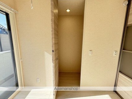 ポール・ヴェール[1LDK/37.01m2]の収納