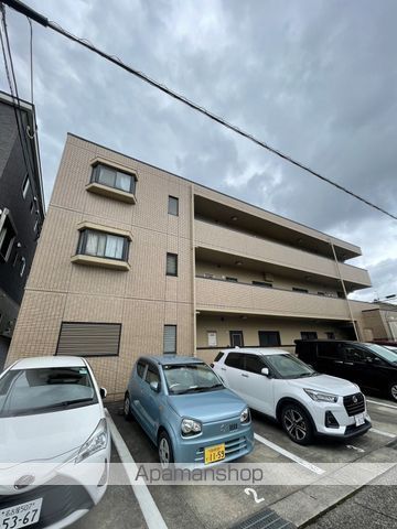 クレストハイム引山の外観写真