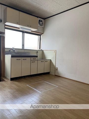 藤岡貸家の内装写真