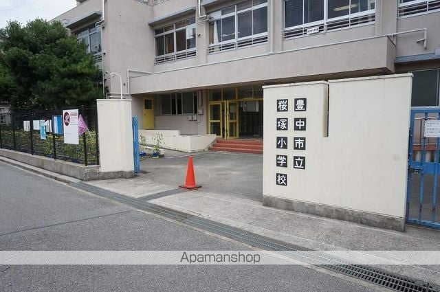ホワイトハイツの周辺写真