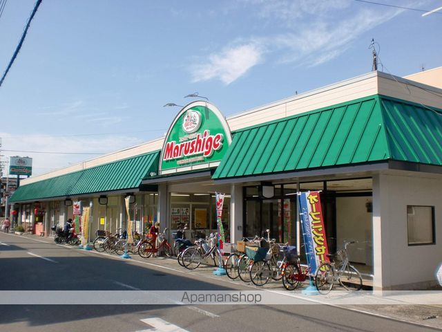 グランシャリオ寺山の周辺写真