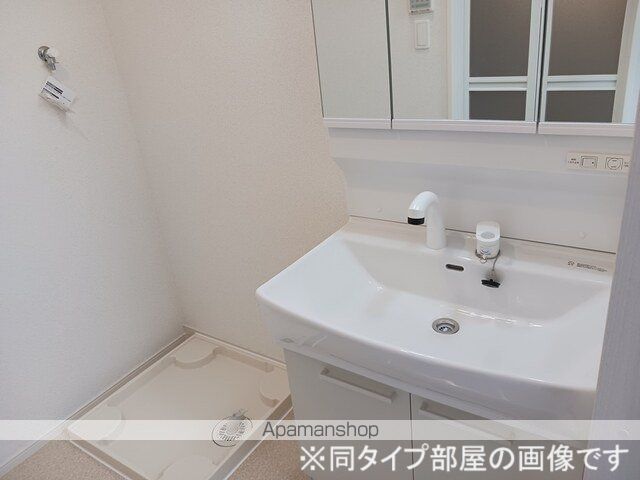 ミニョン フロル Bの内装写真