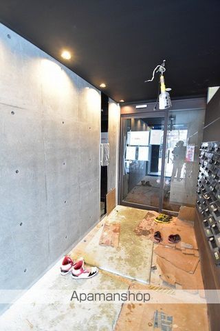 ミュンヘンスクエアI番館の玄関写真