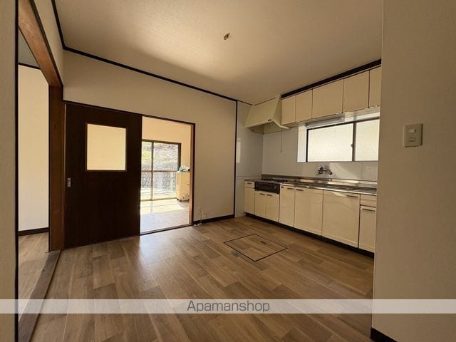 三入南2丁目戸建ての内装写真