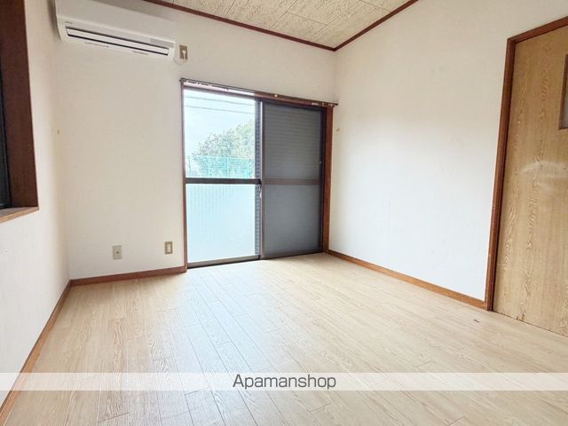 袋井市 1階建 築38年の内装写真