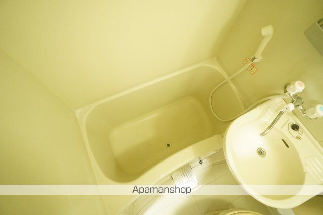 TOMIO BASEの内装写真
